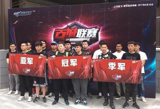 密集参赛 密集参赛